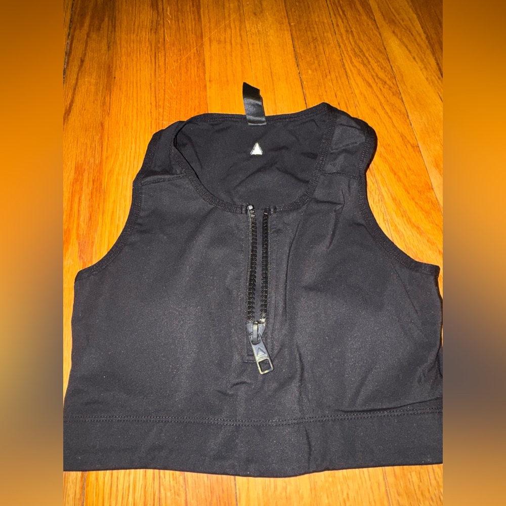 VITALITY Zip-Front Sports Bra/Crop Top